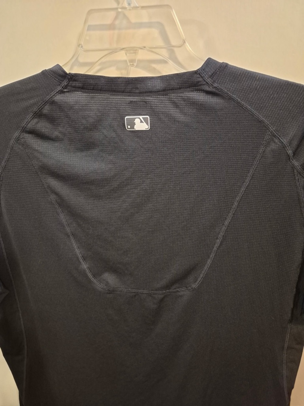 Nike Detroit Tigers Dri-FIT Black Performance Tee - Picture 4 of 5